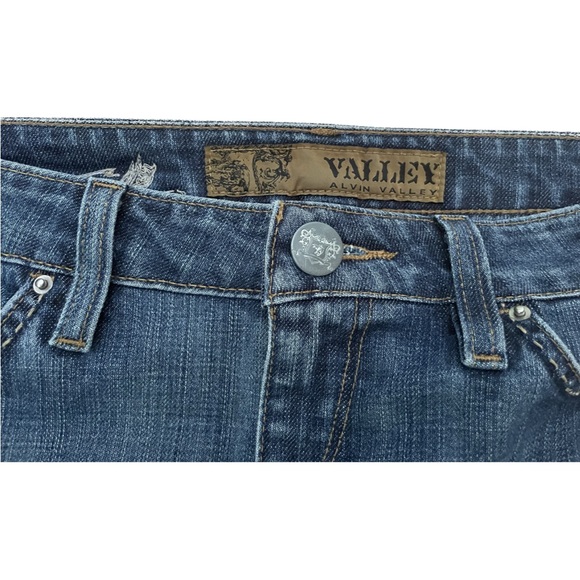 vintage mini skirt in perfect condition
Size: S Waist: 40 cm Length: 35 cm - Picture 4 of 4